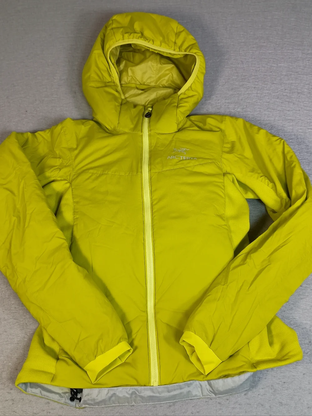 Arc’teryx Atom LT Hoody Womens XS Yellow Full Zip Hiking Insulated Hooded Jacket - Picture 4 of 9